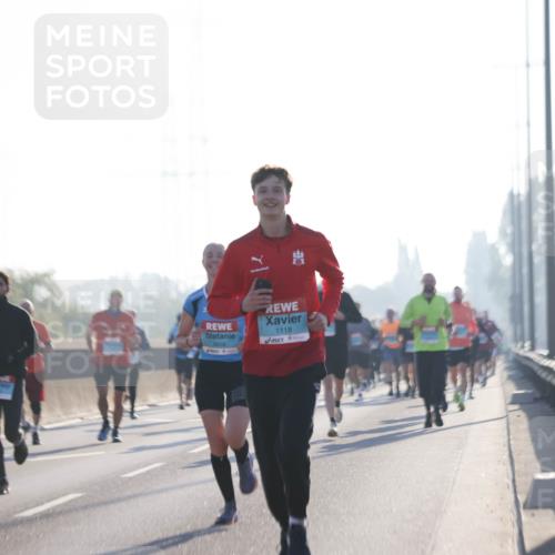 03.10.2025 - Köhlbrandbrückenlauf Jannik Wohlers http://msf.ph/oto/9059904 03.10.2025 09:14:33 Position 3 943, 3458, 1118 meine-sportfotos.de