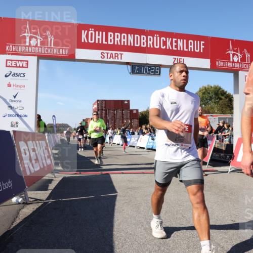 03.10.2025 - Köhlbrandbrückenlauf Lena Gebhardt http://msf.ph/oto/9059916 03.10.2025 13:10:30 Ziel 4386, 4429, 4479, 4710, 4711, 4774, 5229, 5383, 5689, 5738, 5889, 6024, 6177, 6294, 6779, 6781, 6782 meine-sportfotos.de