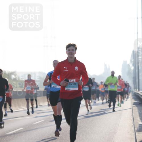 03.10.2025 - Köhlbrandbrückenlauf Jannik Wohlers http://msf.ph/oto/9059921 03.10.2025 09:14:33 Position 3 1118 meine-sportfotos.de