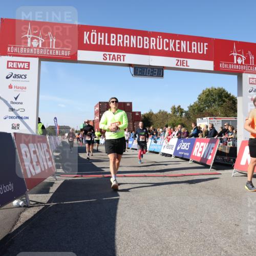 03.10.2025 - Köhlbrandbrückenlauf Lena Gebhardt http://msf.ph/oto/9059923 03.10.2025 13:10:31 Ziel 4386, 4429, 4479, 4710, 4711, 4774, 5229, 5383, 5689, 5738, 5889, 6024, 6177, 6294, 6779, 6781, 6782 meine-sportfotos.de