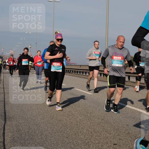 03.10.2025 - Köhlbrandbrückenlauf Fabian Wolf http://msf.ph/oto/9059952 03.10.2025 10:05:03 Position 3 2828, 3022 meine-sportfotos.de