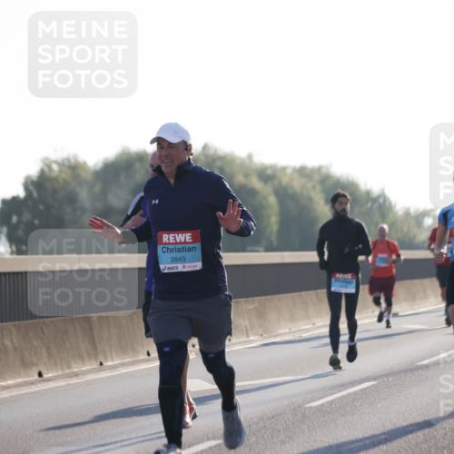 03.10.2025 - Köhlbrandbrückenlauf Jannik Wohlers http://msf.ph/oto/9059972 03.10.2025 09:14:35 Position 3 2843, 1118 meine-sportfotos.de