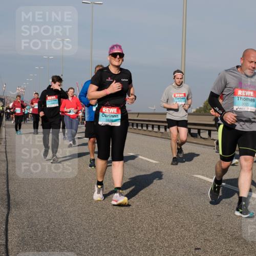 03.10.2025 - Köhlbrandbrückenlauf Fabian Wolf http://msf.ph/oto/9059980 03.10.2025 10:05:03 Position 3 2396, 2828, 2556, 525, 3022 meine-sportfotos.de