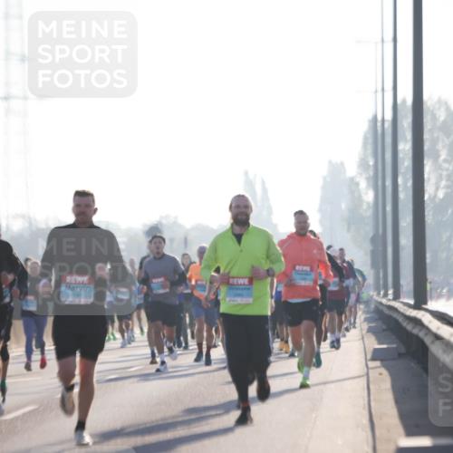 03.10.2025 - Köhlbrandbrückenlauf Jannik Wohlers http://msf.ph/oto/9059985 03.10.2025 09:14:36 Position 3 1197 meine-sportfotos.de