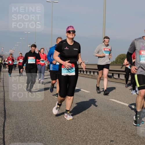 03.10.2025 - Köhlbrandbrückenlauf Fabian Wolf http://msf.ph/oto/9059989 03.10.2025 10:05:04 Position 3 2828, 3022 meine-sportfotos.de