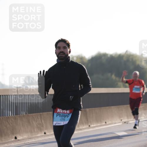 03.10.2025 - Köhlbrandbrückenlauf Jannik Wohlers http://msf.ph/oto/9060048 03.10.2025 09:14:38 Position 3 1279 meine-sportfotos.de
