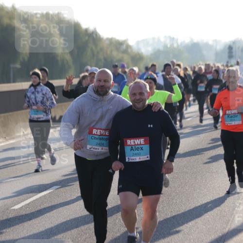 03.10.2025 - Köhlbrandbrückenlauf Jannik Wohlers http://msf.ph/oto/9060050 03.10.2025 09:22:28 Position 3 2424, 2460, 3576 meine-sportfotos.de