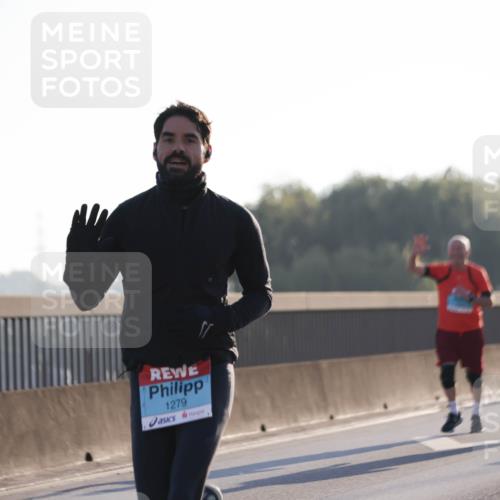 03.10.2025 - Köhlbrandbrückenlauf Jannik Wohlers http://msf.ph/oto/9060081 03.10.2025 09:14:39 Position 3 1279 meine-sportfotos.de