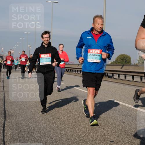 03.10.2025 - Köhlbrandbrückenlauf Fabian Wolf http://msf.ph/oto/9060084 03.10.2025 10:05:05 Position 3 2396, 2158 meine-sportfotos.de