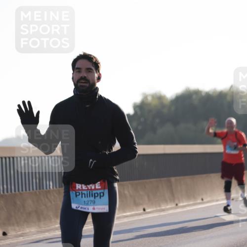 03.10.2025 - Köhlbrandbrückenlauf Jannik Wohlers http://msf.ph/oto/9060091 03.10.2025 09:14:39 Position 3 1279 meine-sportfotos.de