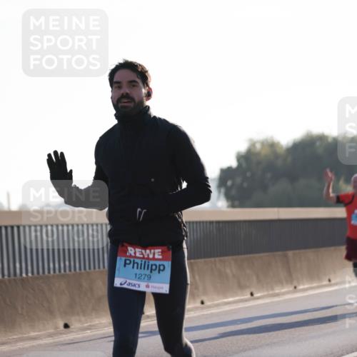 03.10.2025 - Köhlbrandbrückenlauf Jannik Wohlers http://msf.ph/oto/9060103 03.10.2025 09:14:39 Position 3 1279 meine-sportfotos.de