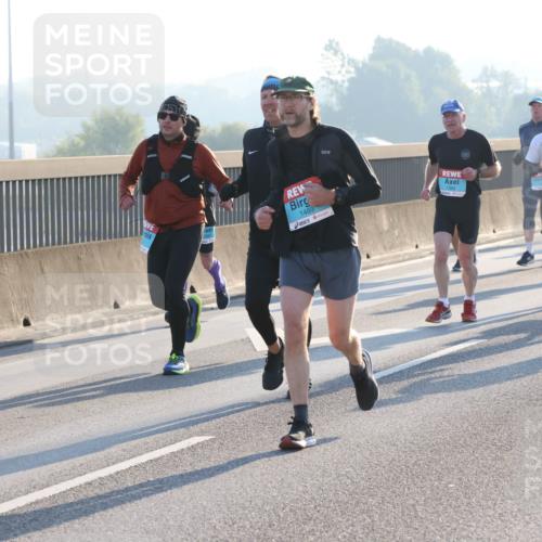 03.10.2025 - Köhlbrandbrückenlauf Lena Gebhardt http://msf.ph/oto/9060157 03.10.2025 09:19:09 Position 1 1489 meine-sportfotos.de