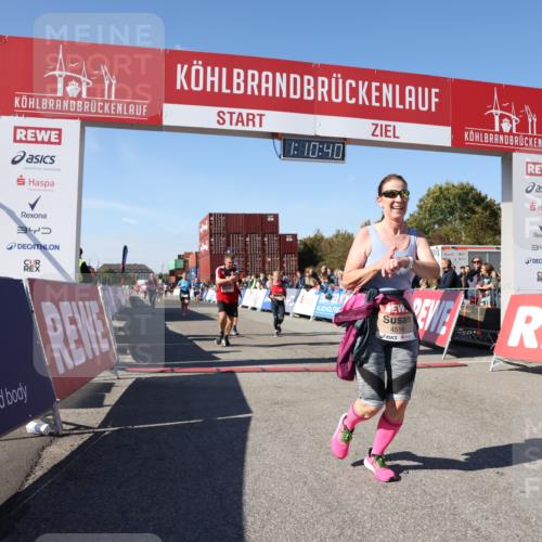 03.10.2025 - Köhlbrandbrückenlauf Lena Gebhardt http://msf.ph/oto/9060210 03.10.2025 13:10:40 Ziel 4081, 4386, 4429, 4488, 4514, 5229, 5383, 5410, 5689, 5738, 5753, 5889, 6024, 6177, 6269, 6273, 6779 meine-sportfotos.de