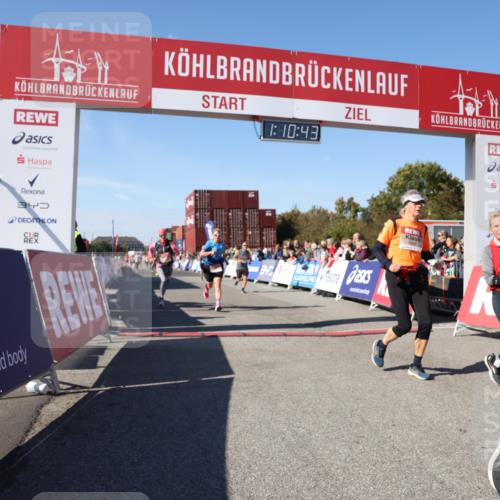 03.10.2025 - Köhlbrandbrückenlauf Lena Gebhardt http://msf.ph/oto/9060297 03.10.2025 13:10:43 Ziel 4081, 4386, 4412, 4488, 4514, 5229, 5383, 5410, 5738, 5753, 5889, 6177, 6269, 6273, 6779 meine-sportfotos.de