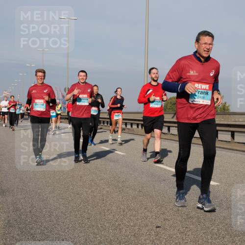03.10.2025 - Köhlbrandbrückenlauf Fabian Wolf http://msf.ph/oto/9060302 03.10.2025 10:05:11 Position 3 2049, 2408 meine-sportfotos.de