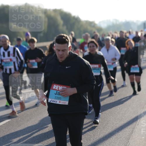 03.10.2025 - Köhlbrandbrückenlauf Jannik Wohlers http://msf.ph/oto/9060333 03.10.2025 09:22:37 Position 3 3395 meine-sportfotos.de