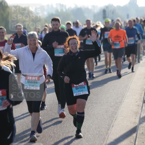03.10.2025 - Köhlbrandbrückenlauf Jannik Wohlers http://msf.ph/oto/9060367 03.10.2025 09:22:38 Position 3 3826, 1940, 2436, 2116 meine-sportfotos.de