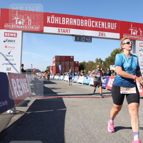 03.10.2025 - Köhlbrandbrückenlauf Lena Gebhardt http://msf.ph/oto/9060424 03.10.2025 13:10:46 Ziel 4081, 4412, 4488, 4514, 5410, 5753, 5791, 6269, 6273 meine-sportfotos.de