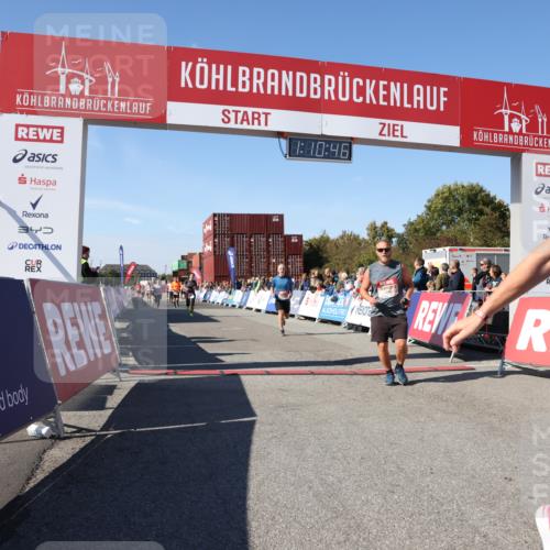 03.10.2025 - Köhlbrandbrückenlauf Lena Gebhardt http://msf.ph/oto/9060438 03.10.2025 13:10:47 Ziel 4081, 4352, 4401, 4412, 4488, 4514, 5410, 5753, 5791, 6269, 6273 meine-sportfotos.de