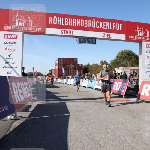03.10.2025 - Köhlbrandbrückenlauf Lena Gebhardt http://msf.ph/oto/9060451 03.10.2025 13:10:47 Ziel 4081, 4352, 4401, 4412, 4488, 4514, 5410, 5753, 5791, 6269, 6273 meine-sportfotos.de
