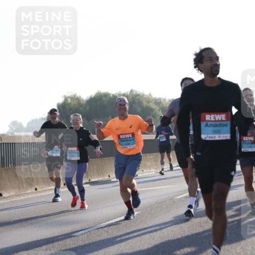 03.10.2025 - Köhlbrandbrückenlauf Jannik Wohlers http://msf.ph/oto/9060497 03.10.2025 09:14:48 Position 3 1550, 3495, 1146, 1284 meine-sportfotos.de