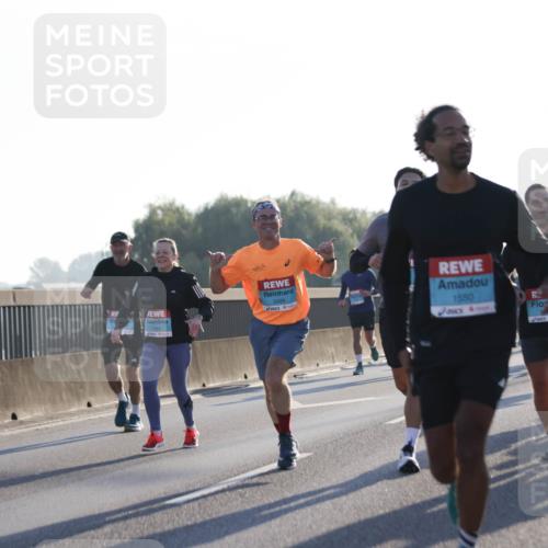 03.10.2025 - Köhlbrandbrückenlauf Jannik Wohlers http://msf.ph/oto/9060502 03.10.2025 09:14:48 Position 3 3495, 1550 meine-sportfotos.de