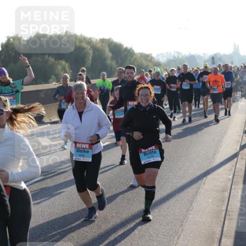 03.10.2025 - Köhlbrandbrückenlauf Jannik Wohlers http://msf.ph/oto/9060548 03.10.2025 09:22:40 Position 3 1940, 2141, 2436, 2116 meine-sportfotos.de