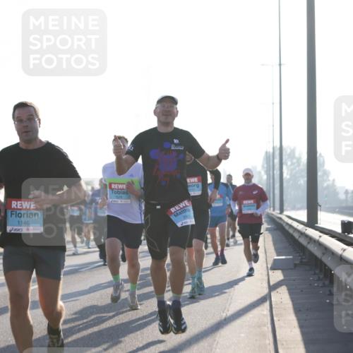 03.10.2025 - Köhlbrandbrückenlauf Jannik Wohlers http://msf.ph/oto/9060564 03.10.2025 09:14:49 Position 3 1146, 1226, 10, 2962, 2777 meine-sportfotos.de