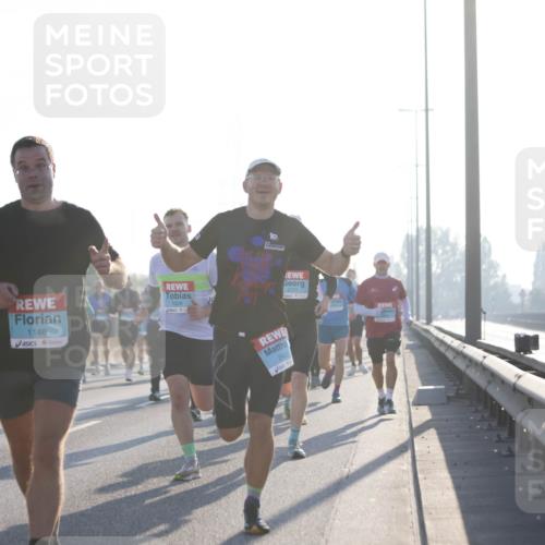 03.10.2025 - Köhlbrandbrückenlauf Jannik Wohlers http://msf.ph/oto/9060582 03.10.2025 09:14:49 Position 3 24, 1146, 10, 1226, 2777, 2962 meine-sportfotos.de