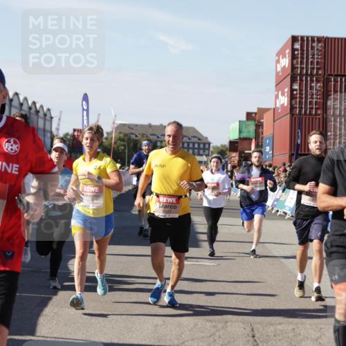 03.10.2025 - Köhlbrandbrückenlauf Jannik Wohlers http://msf.ph/oto/9060593 03.10.2025 13:12:59 Ziel 4446, 4487, 4528, 4559, 4628, 4671, 4748, 4965, 5051, 5381, 5673, 5674, 6303, 6496, 6497, 6530, 6791 meine-sportfotos.de