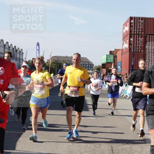 03.10.2025 - Köhlbrandbrückenlauf Jannik Wohlers http://msf.ph/oto/9060599 03.10.2025 13:12:59 Ziel 4446, 4487, 4528, 4559, 4628, 4671, 4748, 4965, 5051, 5381, 5673, 5674, 6303, 6496, 6497, 6530, 6791 meine-sportfotos.de