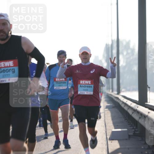 03.10.2025 - Köhlbrandbrückenlauf Jannik Wohlers http://msf.ph/oto/9060636 03.10.2025 09:14:51 Position 3 2777, 3317, 1033 meine-sportfotos.de