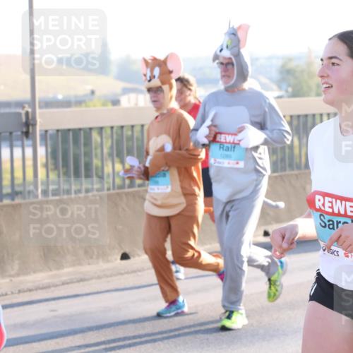 03.10.2025 - Köhlbrandbrückenlauf Lena Gebhardt http://msf.ph/oto/9060637 03.10.2025 09:19:21 Position 1 1299 meine-sportfotos.de