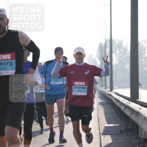 03.10.2025 - Köhlbrandbrückenlauf Jannik Wohlers http://msf.ph/oto/9060645 03.10.2025 09:14:51 Position 3 2777, 3317, 1, 1033 meine-sportfotos.de