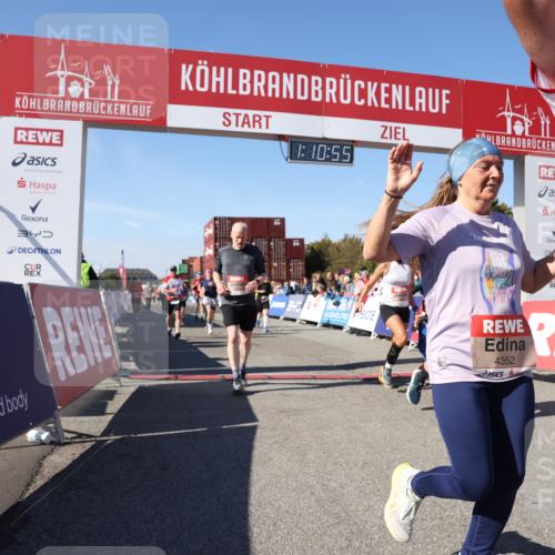 03.10.2025 - Köhlbrandbrückenlauf Lena Gebhardt http://msf.ph/oto/9060752 03.10.2025 13:10:56 Ziel 4352, 4370, 4401, 4412, 4506, 4547, 4689, 4862, 4933, 4998, 5103, 5791, 5965, 6274, 6330, 6449, 6450, 6665, 6797 meine-sportfotos.de