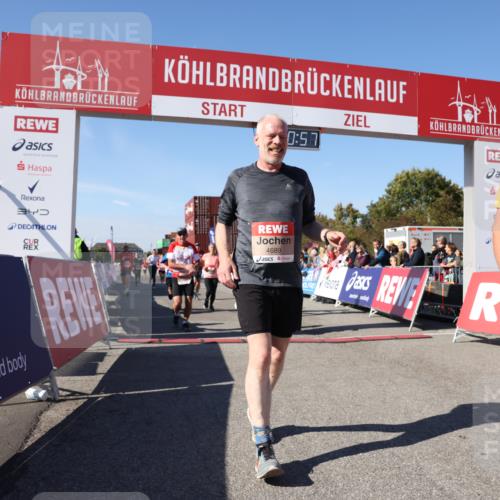 03.10.2025 - Köhlbrandbrückenlauf Lena Gebhardt http://msf.ph/oto/9060798 03.10.2025 13:10:57 Ziel 4352, 4370, 4401, 4412, 4506, 4547, 4689, 4862, 4933, 4998, 5103, 5791, 5965, 6274, 6330, 6449, 6450, 6665, 6797 meine-sportfotos.de
