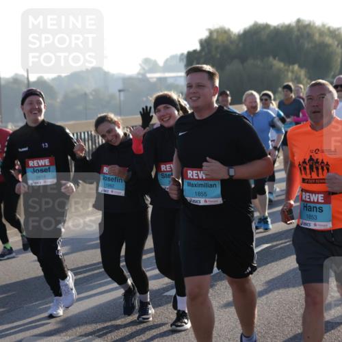 03.10.2025 - Köhlbrandbrückenlauf Jannik Wohlers http://msf.ph/oto/9060813 03.10.2025 09:22:47 Position 3 13, 2616, 1992, 1855, 1539, 12, 1853 meine-sportfotos.de