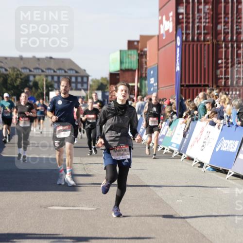 03.10.2025 - Köhlbrandbrückenlauf Jannik Wohlers http://msf.ph/oto/9060819 03.10.2025 13:13:06 Ziel 4193, 4446, 4487, 4528, 4559, 4628, 4748, 5051, 5381, 5673, 5674, 5678, 6303, 6393, 6496, 6530, 6705, 6725, 6742, 6755 meine-sportfotos.de