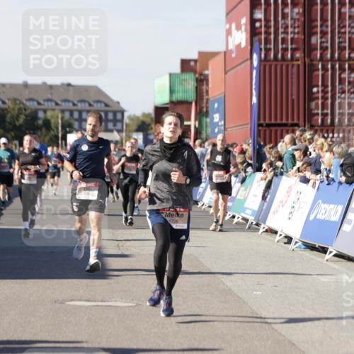 03.10.2025 - Köhlbrandbrückenlauf Jannik Wohlers http://msf.ph/oto/9060829 03.10.2025 13:13:06 Ziel 4193, 4446, 4487, 4528, 4559, 4628, 4748, 5051, 5381, 5673, 5674, 5678, 6303, 6393, 6496, 6530, 6705, 6725, 6742, 6755 meine-sportfotos.de