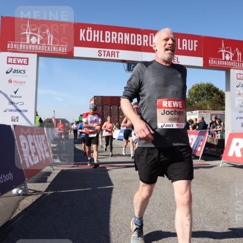 03.10.2025 - Köhlbrandbrückenlauf Lena Gebhardt http://msf.ph/oto/9060833 03.10.2025 13:10:58 Ziel 4352, 4370, 4401, 4412, 4506, 4547, 4689, 4862, 4933, 4998, 5103, 5791, 5965, 6274, 6330, 6449, 6450, 6665, 6797 meine-sportfotos.de