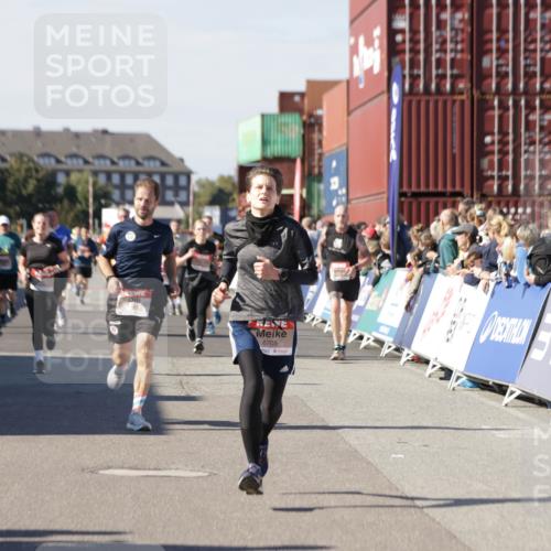 03.10.2025 - Köhlbrandbrückenlauf Jannik Wohlers http://msf.ph/oto/9060839 03.10.2025 13:13:06 Ziel 4193, 4446, 4487, 4528, 4559, 4628, 4748, 5051, 5381, 5673, 5674, 5678, 6303, 6393, 6496, 6530, 6705, 6725, 6742, 6755 meine-sportfotos.de