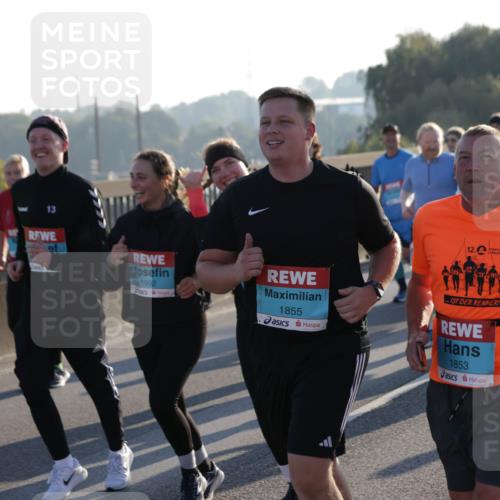 03.10.2025 - Köhlbrandbrückenlauf Jannik Wohlers http://msf.ph/oto/9060844 03.10.2025 09:22:47 Position 3 1992, 1855, 12, 1853, 1539 meine-sportfotos.de