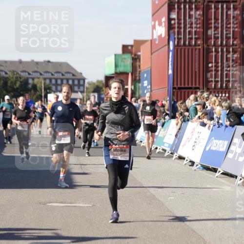 03.10.2025 - Köhlbrandbrückenlauf Jannik Wohlers http://msf.ph/oto/9060846 03.10.2025 13:13:06 Ziel 4193, 4446, 4487, 4528, 4559, 4628, 4748, 5051, 5381, 5673, 5674, 5678, 6303, 6393, 6496, 6530, 6705, 6725, 6742, 6755 meine-sportfotos.de