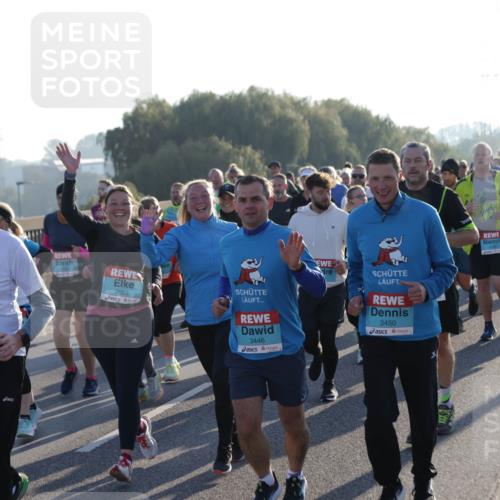 03.10.2025 - Köhlbrandbrückenlauf Jannik Wohlers http://msf.ph/oto/9060921 03.10.2025 09:22:49 Position 3 2002, 2003, 3446, 3450 meine-sportfotos.de