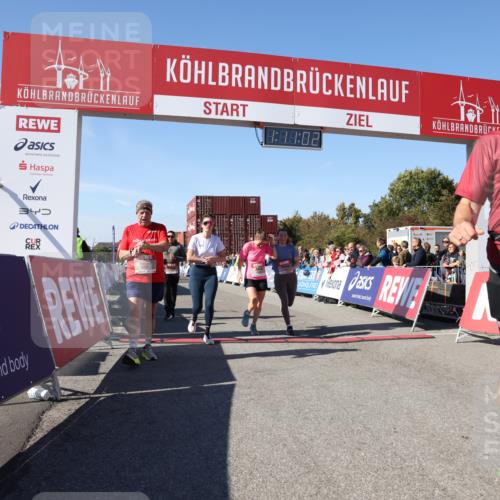 03.10.2025 - Köhlbrandbrückenlauf Lena Gebhardt http://msf.ph/oto/9060926 03.10.2025 13:11:02 Ziel 4352, 4370, 4401, 4506, 4547, 4689, 4862, 4933, 4998, 5103, 5965, 6274, 6330, 6449, 6450, 6665, 6797 meine-sportfotos.de
