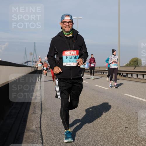 03.10.2025 - Köhlbrandbrückenlauf Fabian Wolf http://msf.ph/oto/9060951 03.10.2025 10:05:28 Position 3 3455 meine-sportfotos.de
