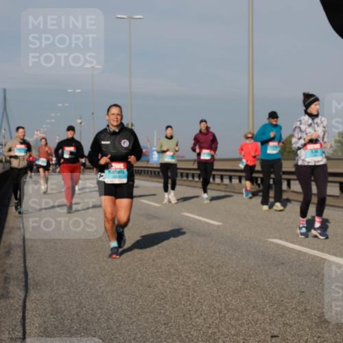 03.10.2025 - Köhlbrandbrückenlauf Fabian Wolf http://msf.ph/oto/9060982 03.10.2025 10:05:30 Position 3  meine-sportfotos.de