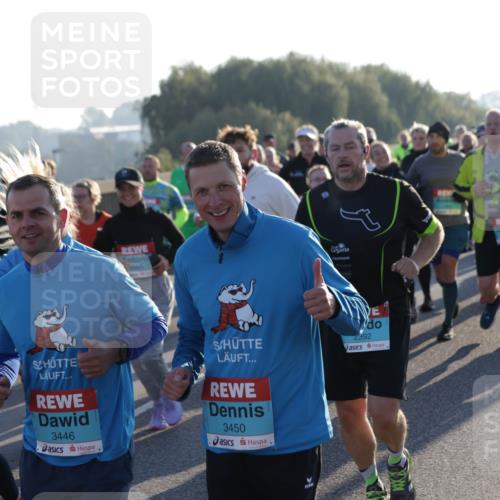 03.10.2025 - Köhlbrandbrückenlauf Jannik Wohlers http://msf.ph/oto/9060986 03.10.2025 09:22:50 Position 3 200, 3446, 3450, 2392 meine-sportfotos.de