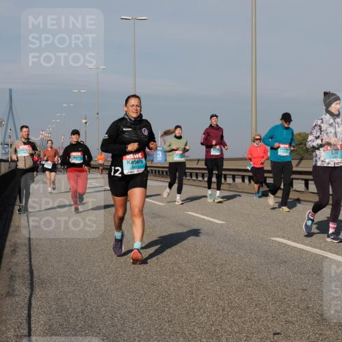 03.10.2025 - Köhlbrandbrückenlauf Fabian Wolf http://msf.ph/oto/9060992 03.10.2025 10:05:30 Position 3 12, 1937, 3, 1697 meine-sportfotos.de