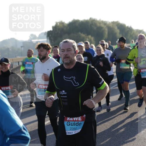 03.10.2025 - Köhlbrandbrückenlauf Jannik Wohlers http://msf.ph/oto/9061034 03.10.2025 09:22:51 Position 3 293, 225, 2392 meine-sportfotos.de